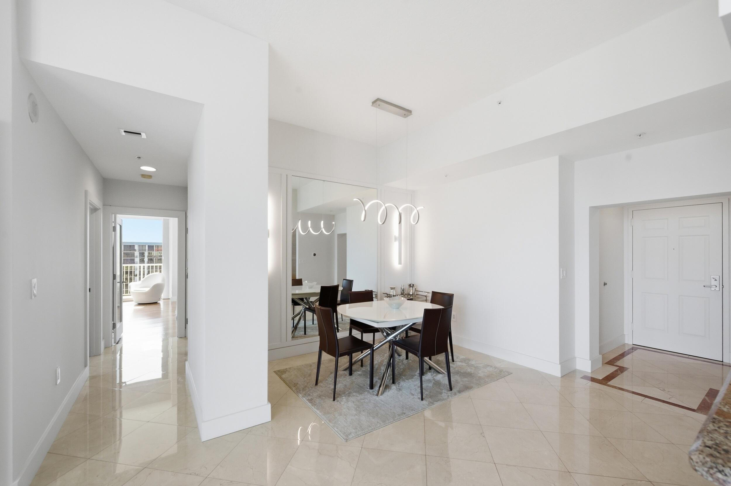 TIDES AT BRIDGESIDE SQUARE - Residential