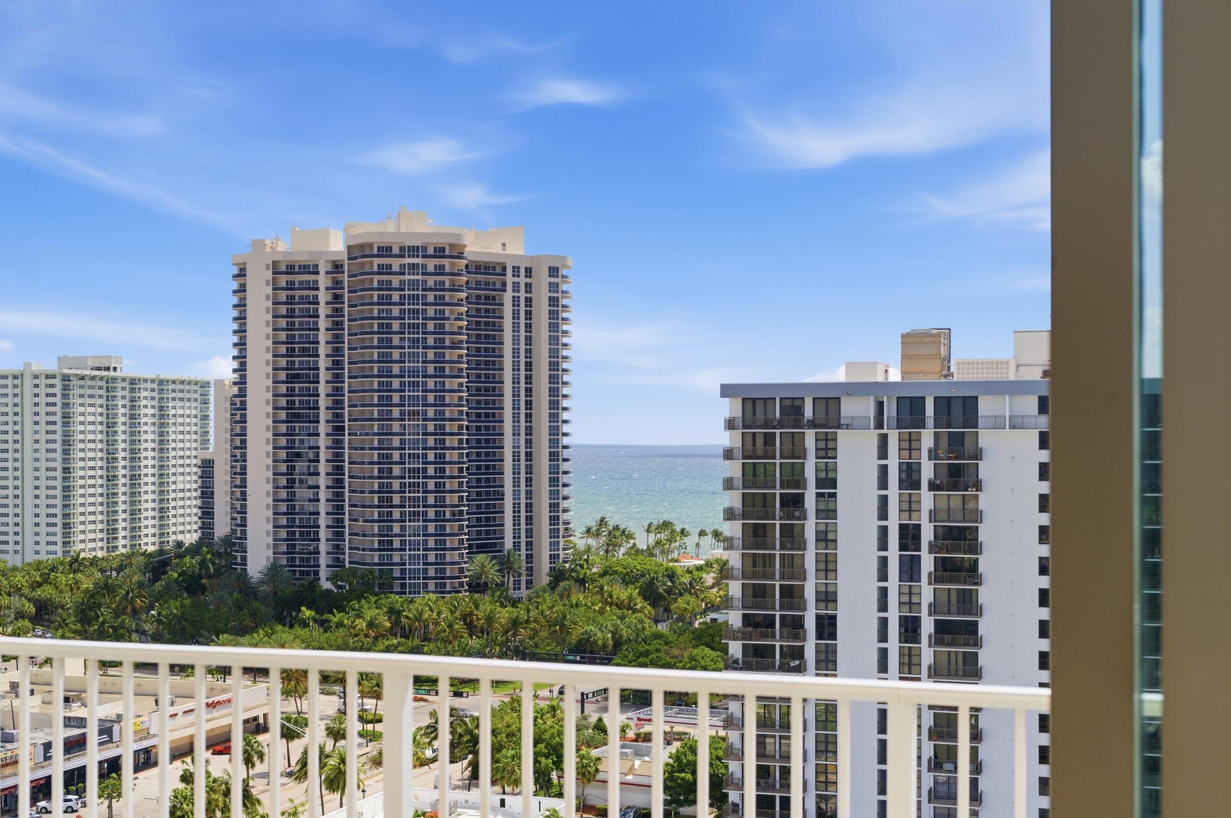 TIDES AT BRIDGESIDE SQUARE - Residential