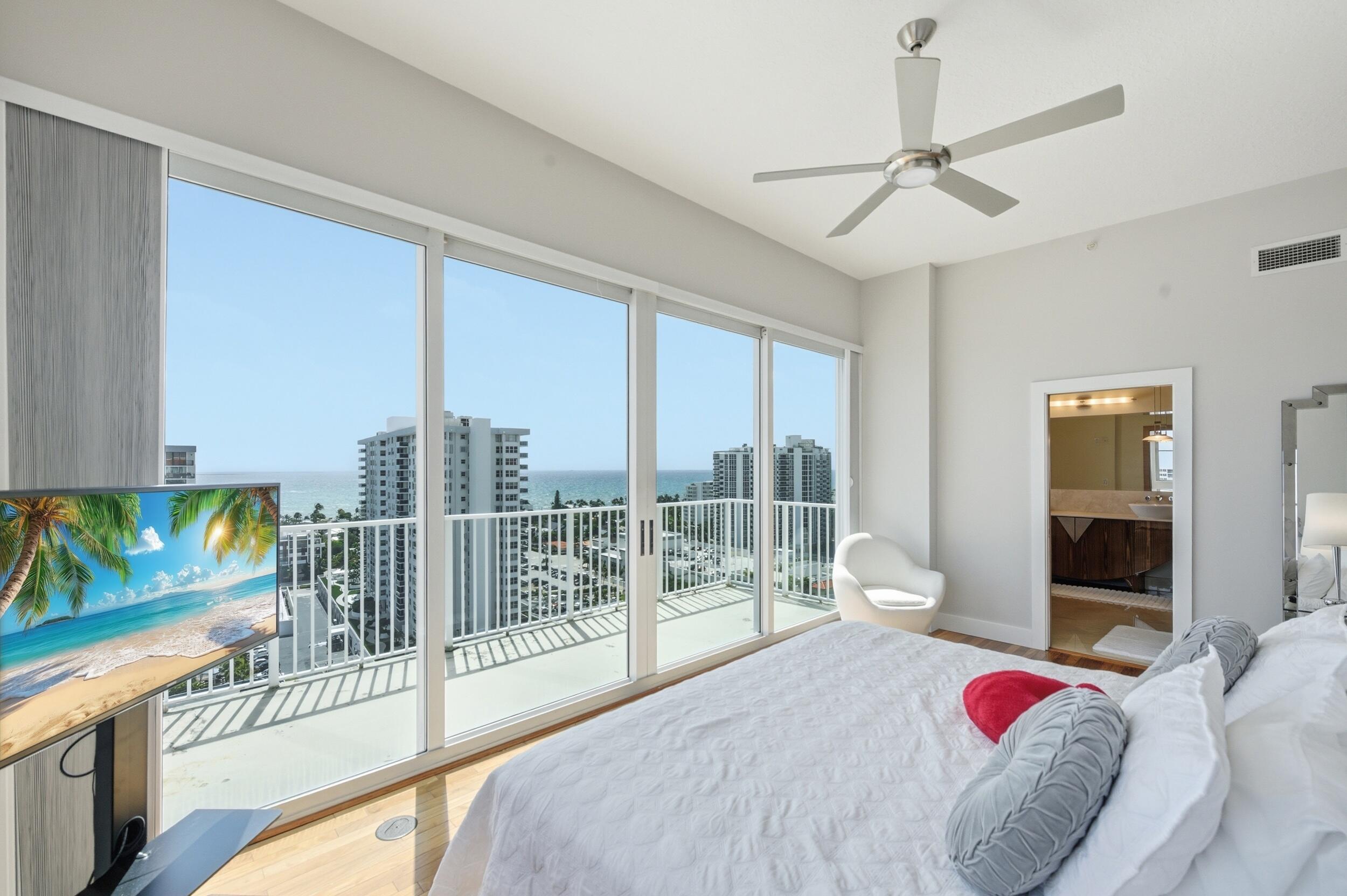 TIDES AT BRIDGESIDE SQUARE - Residential