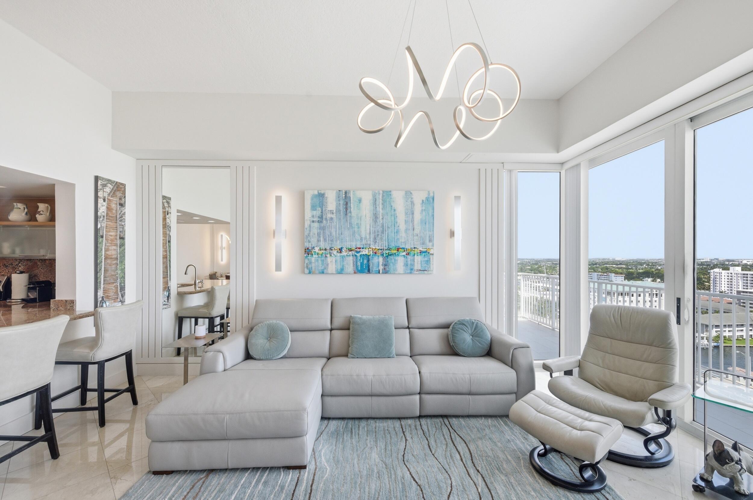 TIDES AT BRIDGESIDE SQUARE - Residential