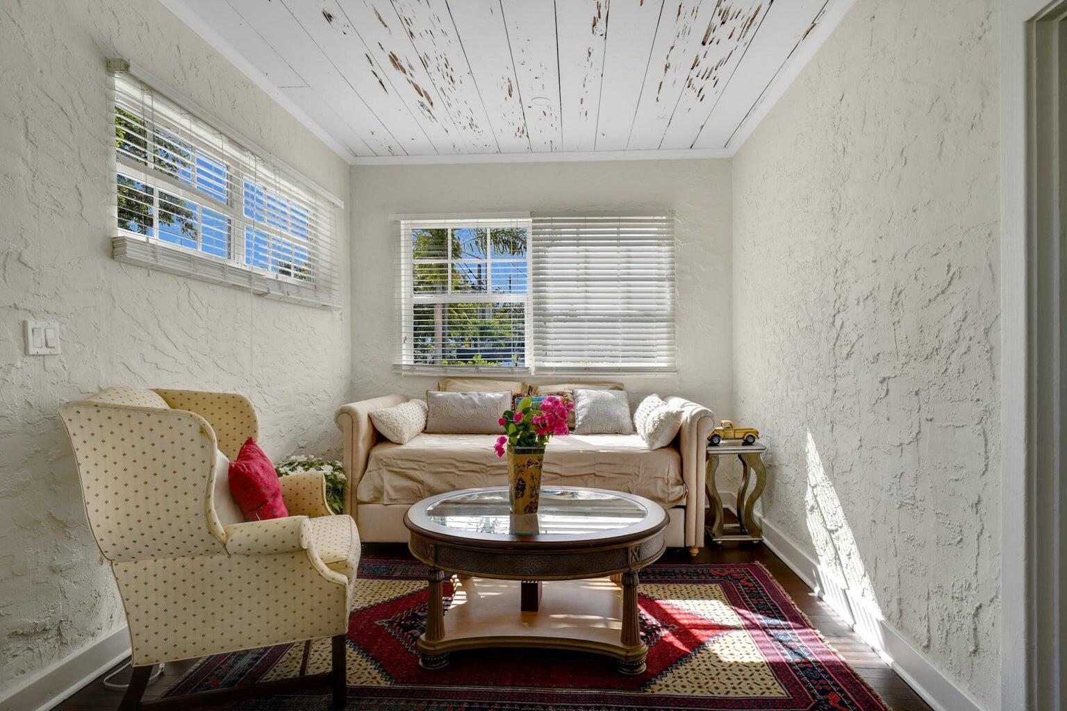 Central Park South Palm Beach - Residential Lease