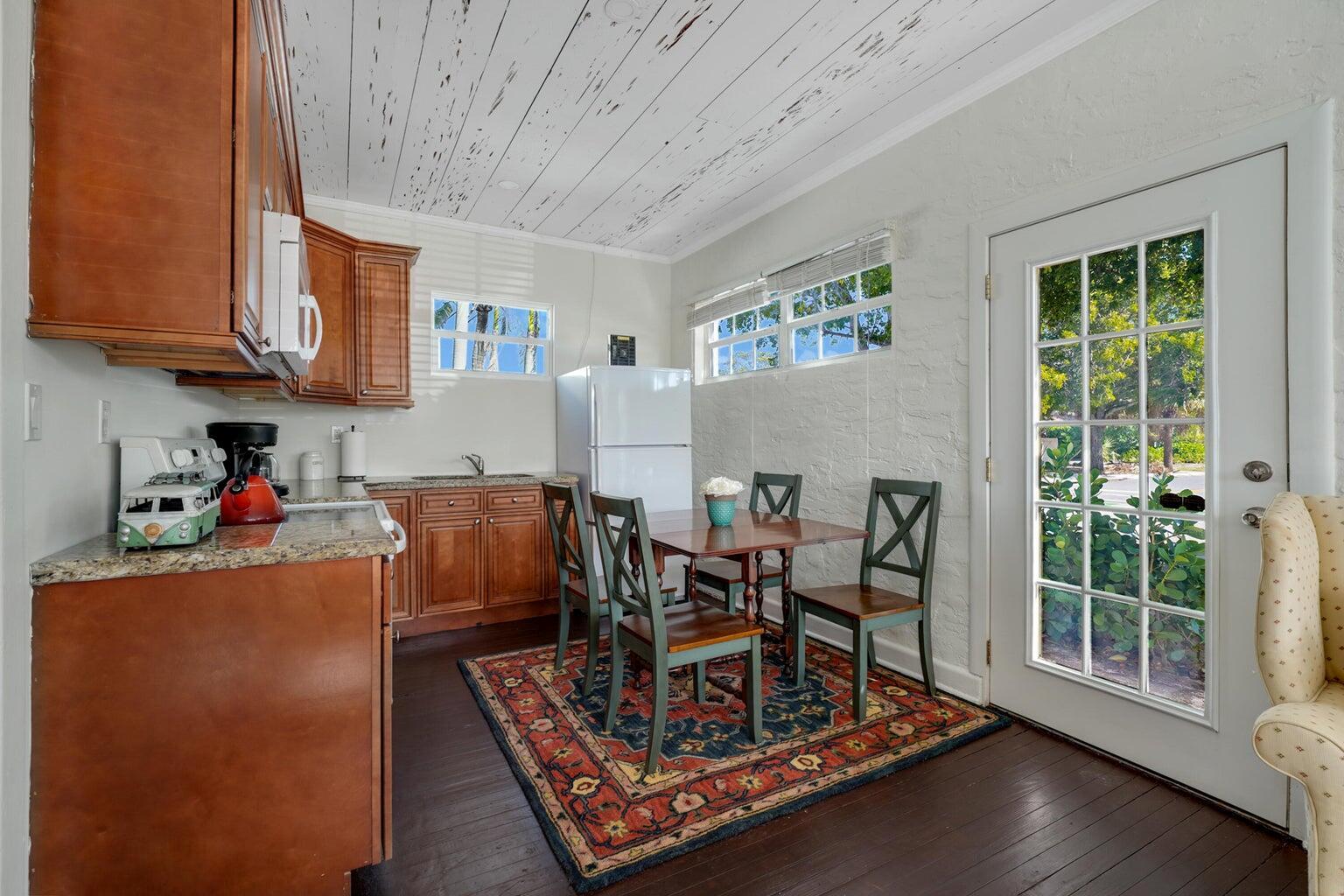 Central Park South Palm Beach - Residential Lease