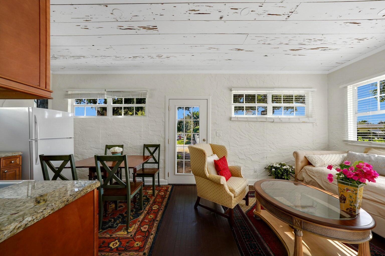 Central Park South Palm Beach - Residential Lease