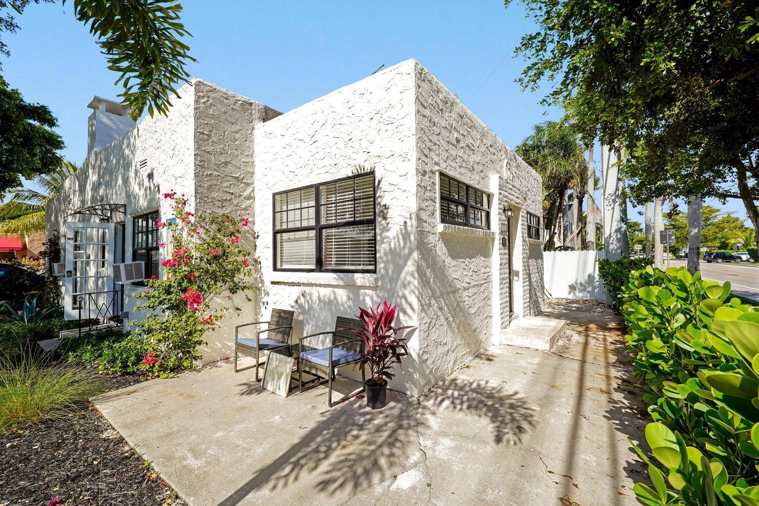 Central Park South Palm Beach - Residential Lease