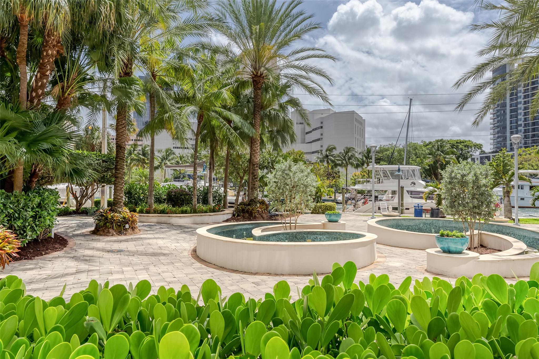 333 Las Olas Way 1507