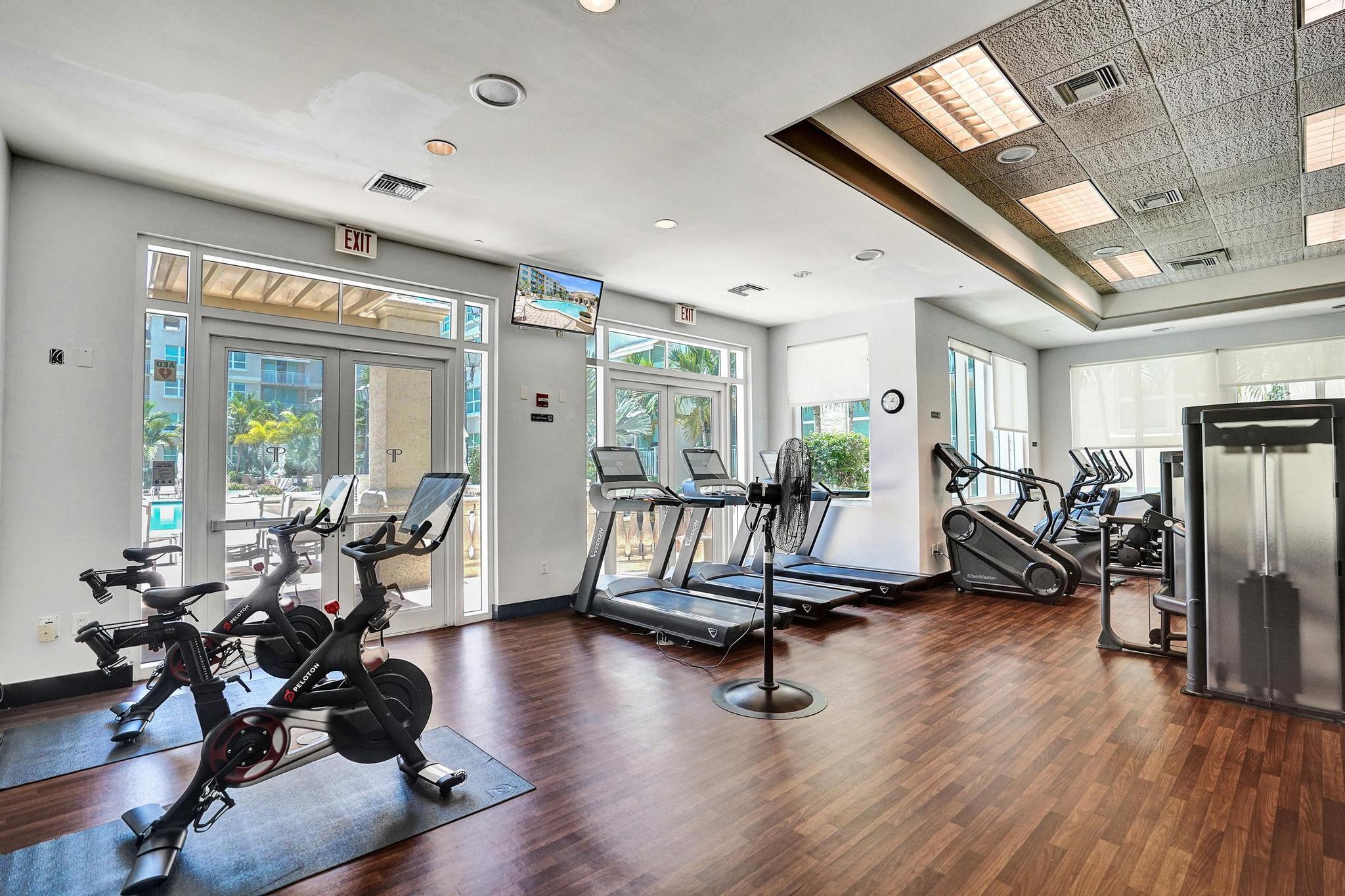 PALMETTO PLACE CONDO - Residential Lease