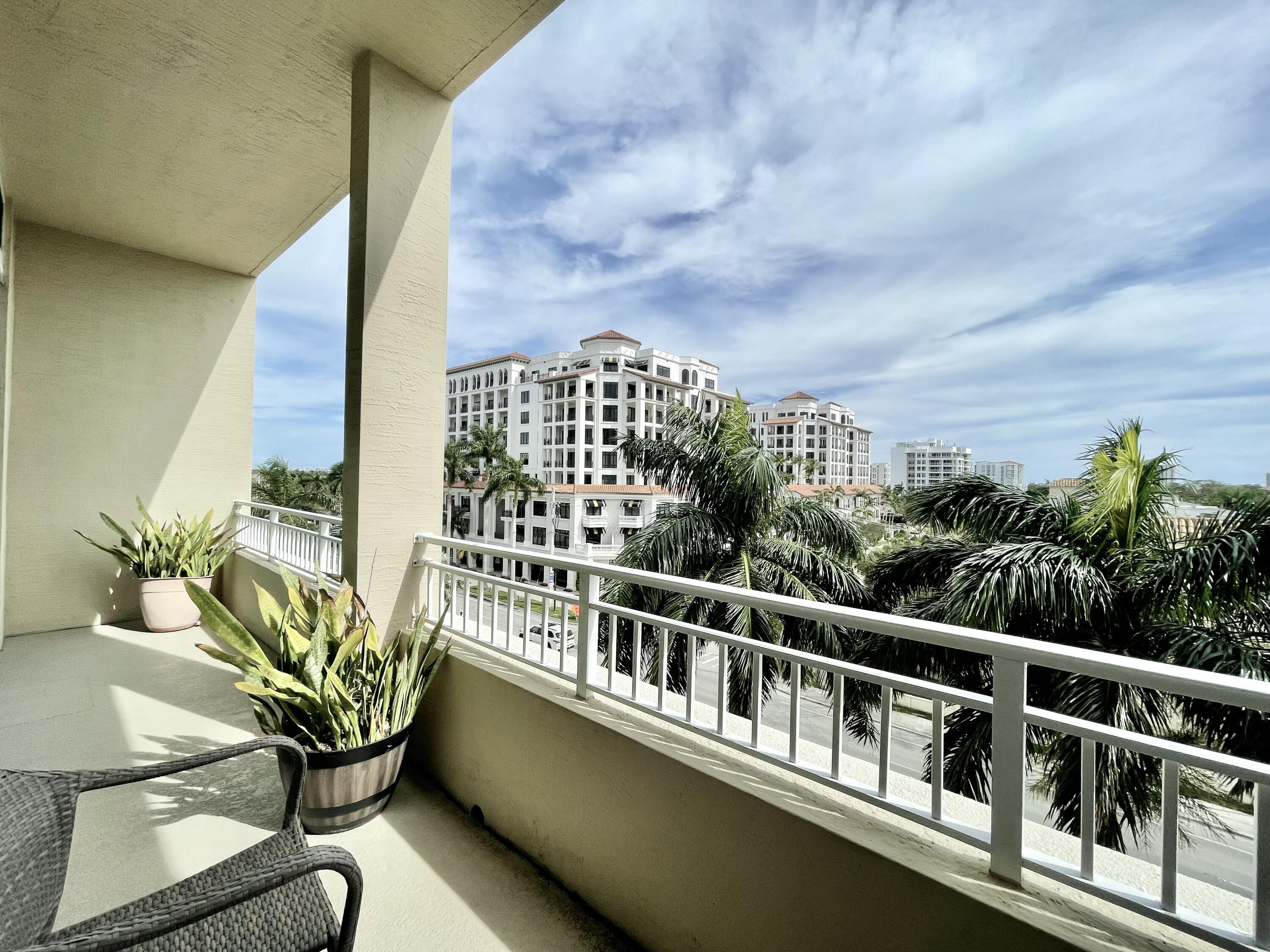 PALMETTO PLACE CONDO - Residential Lease
