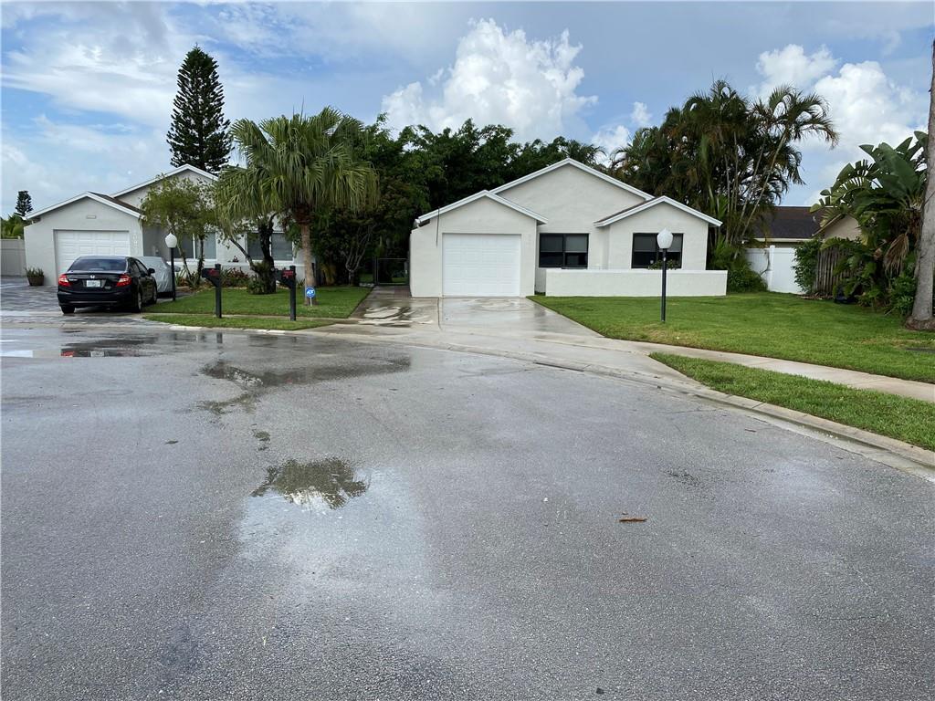 PINE SPRINGS 1 - Residential