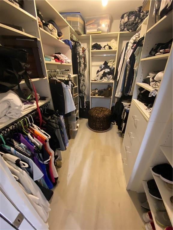 PINE SPRINGS 1 - Residential