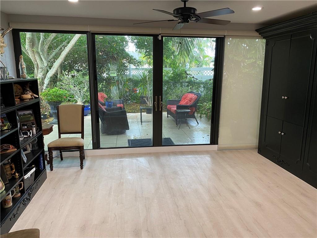 PINE SPRINGS 1 - Residential