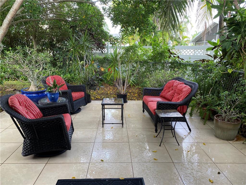 PINE SPRINGS 1 - Residential