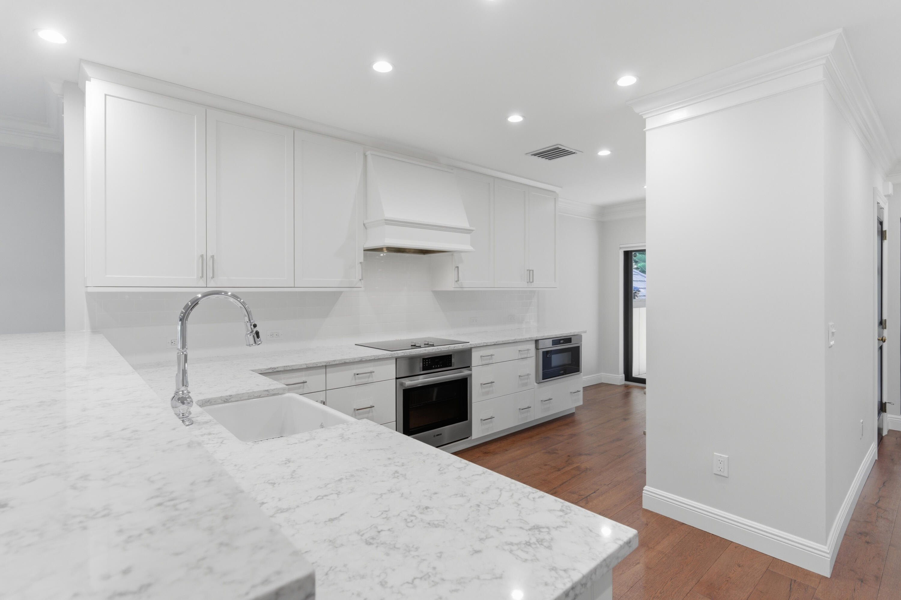 POLO ISLAND CONDO - Residential