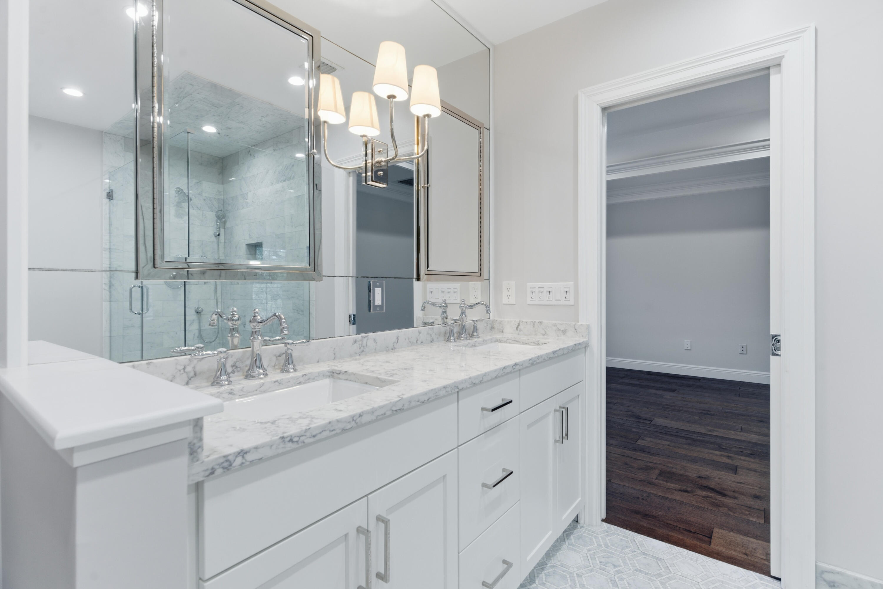 POLO ISLAND CONDO - Residential