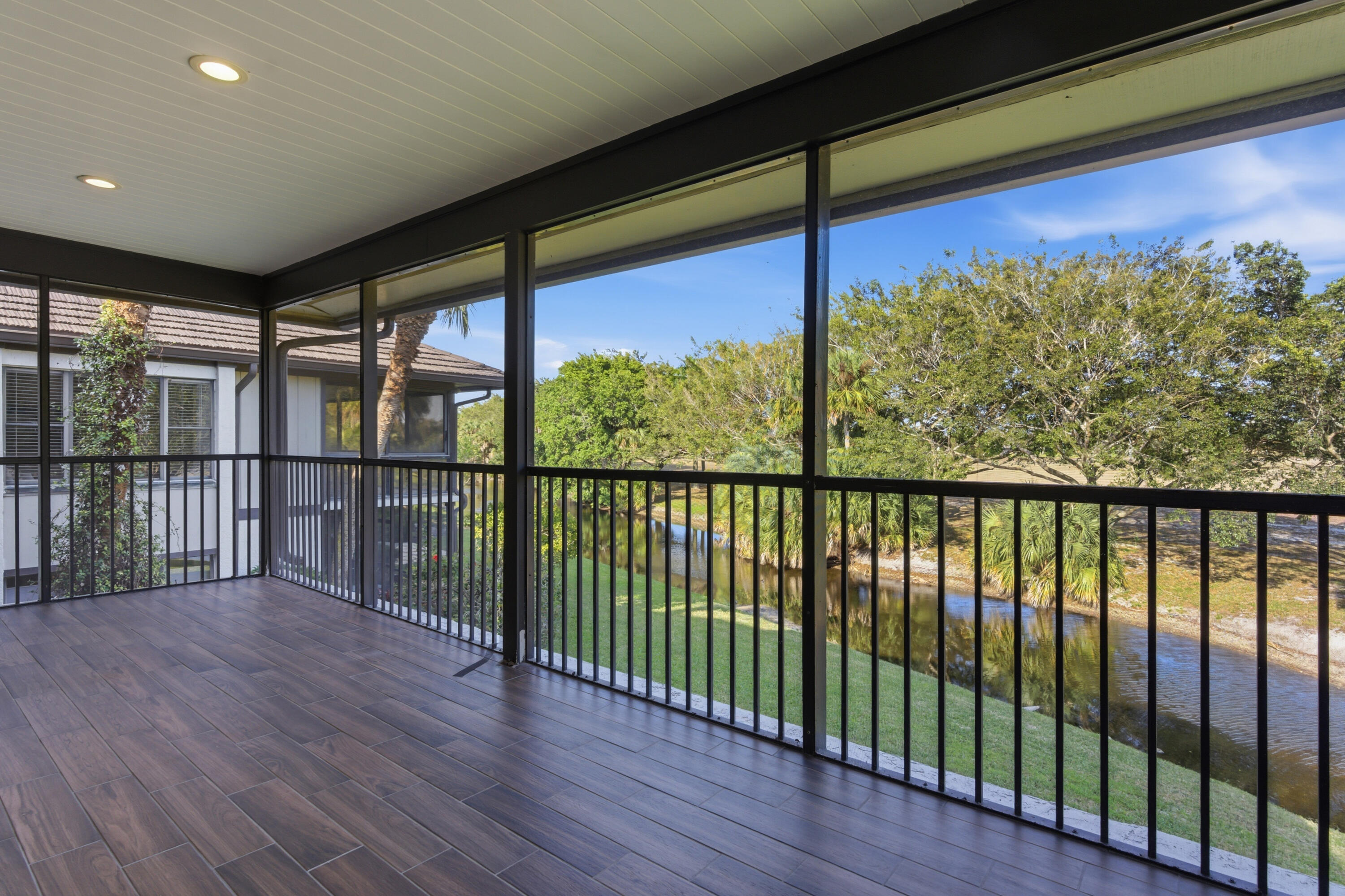 POLO ISLAND CONDO - Residential