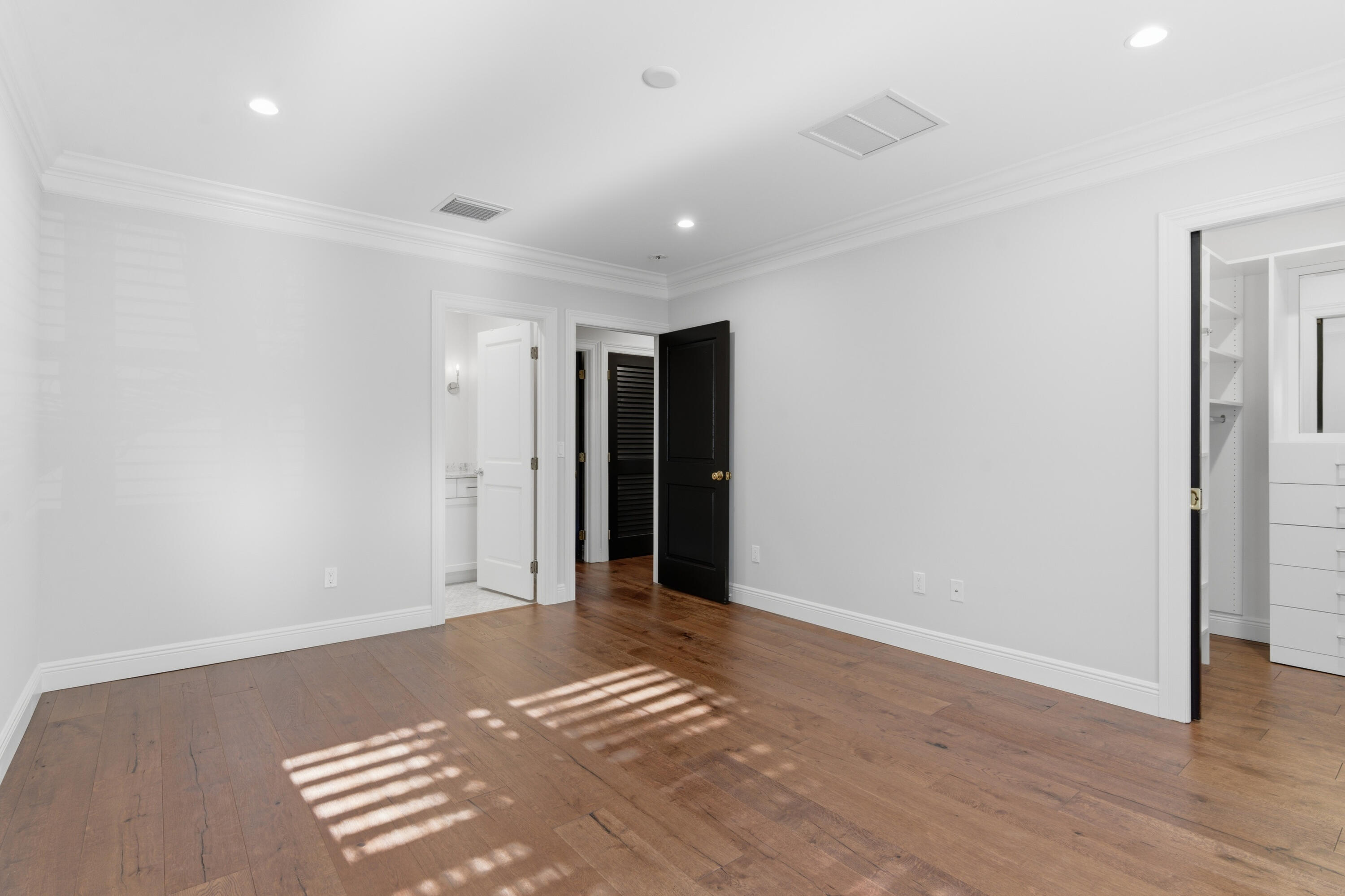 POLO ISLAND CONDO - Residential