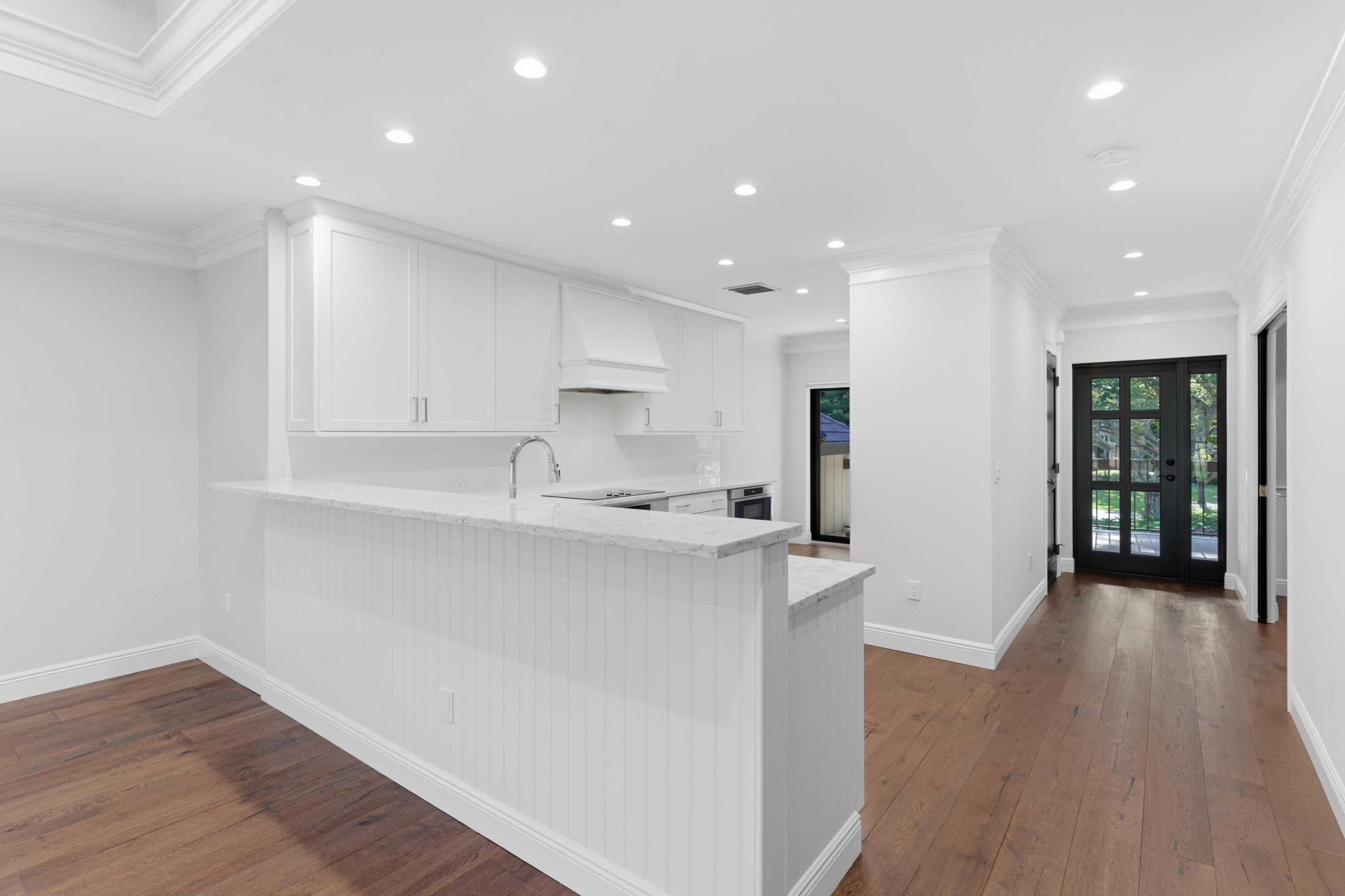 POLO ISLAND CONDO - Residential