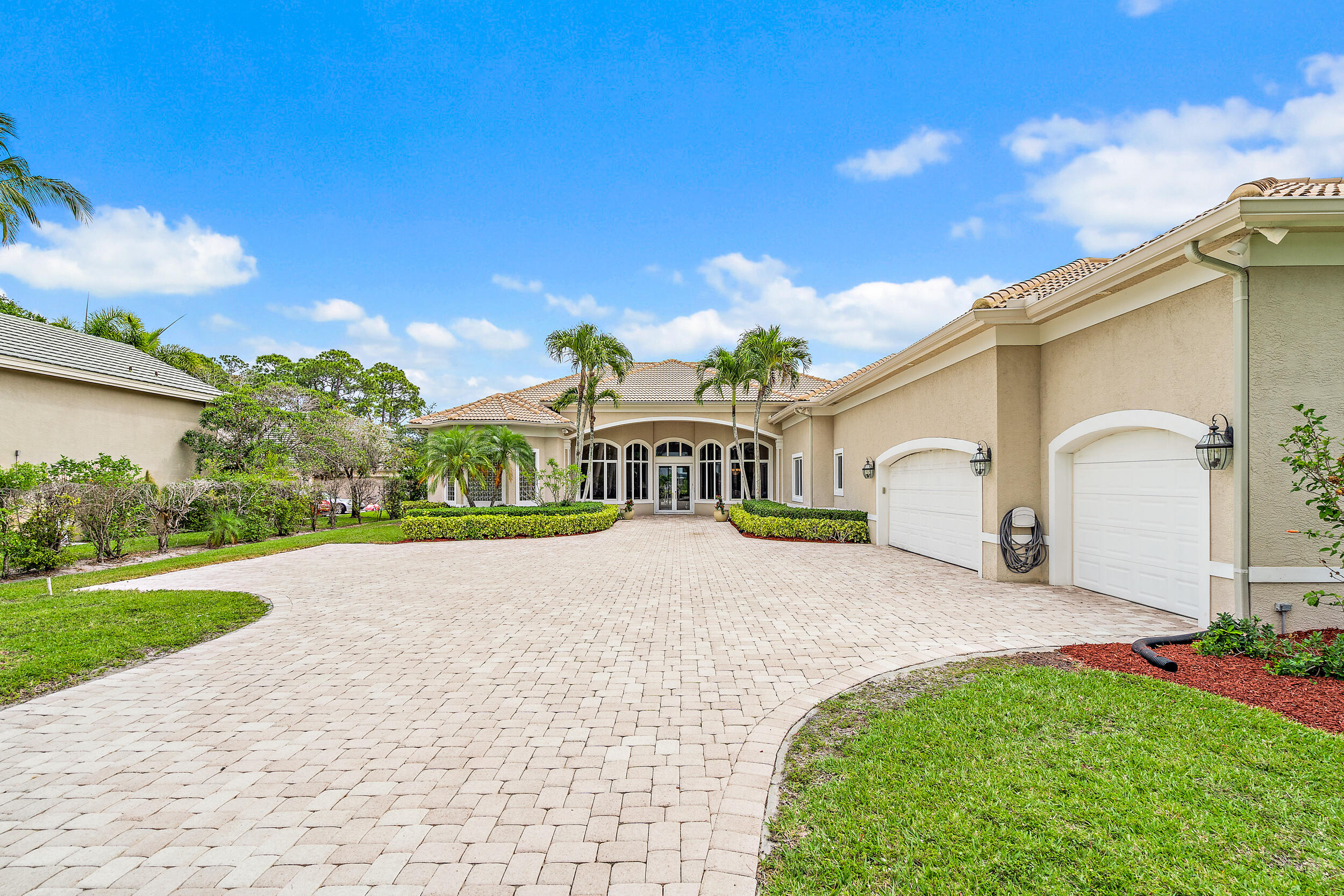 JUPITER RIVER ESTATES - Residential