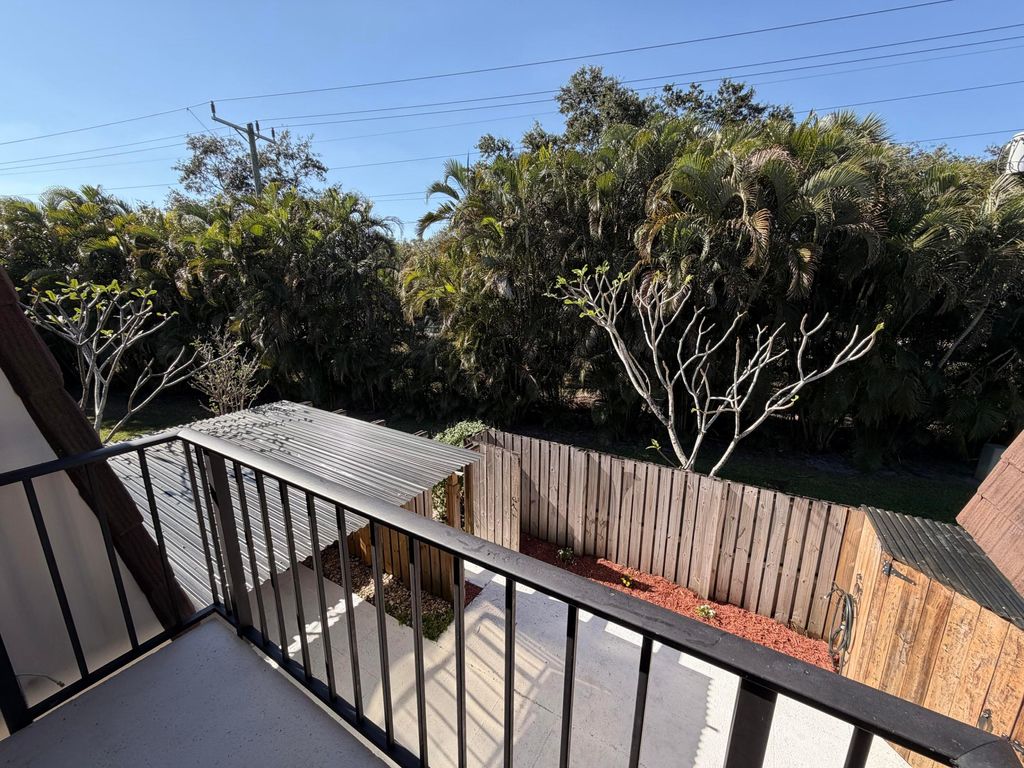 Photo of 1914 19th Lane, Palm Beach Gardens, FL 33418 (MLS # R11149864)