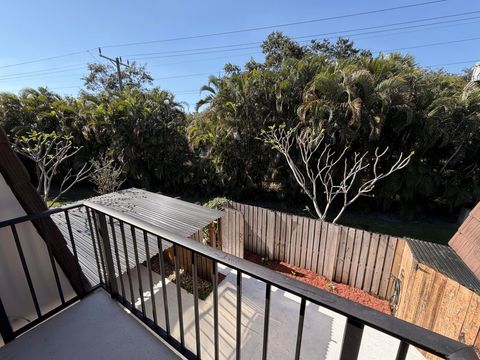 1914 19th Lane Palm Beach Gardens FL 33418