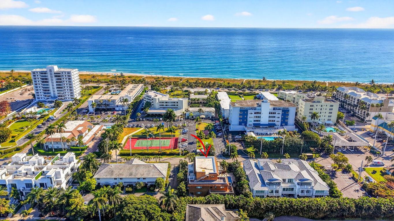 TALBOT HOUSE III CONDO - Residential