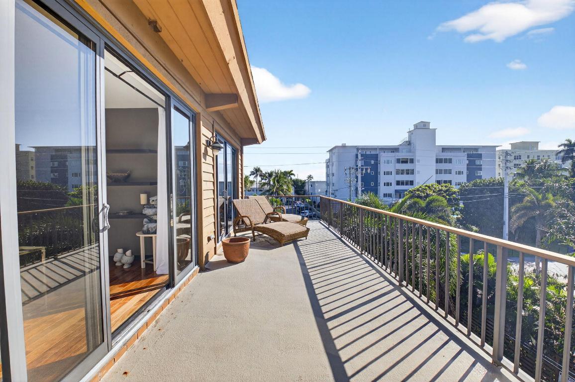 TALBOT HOUSE III CONDO - Residential