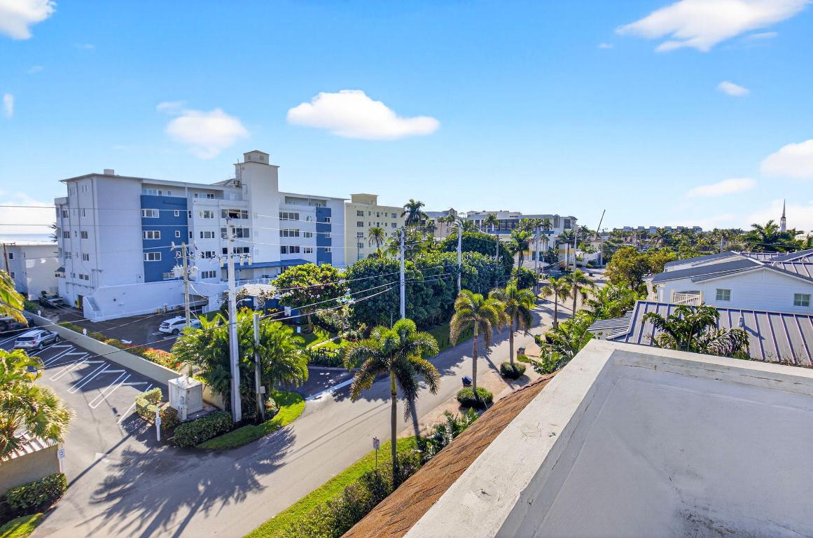 TALBOT HOUSE III CONDO - Residential