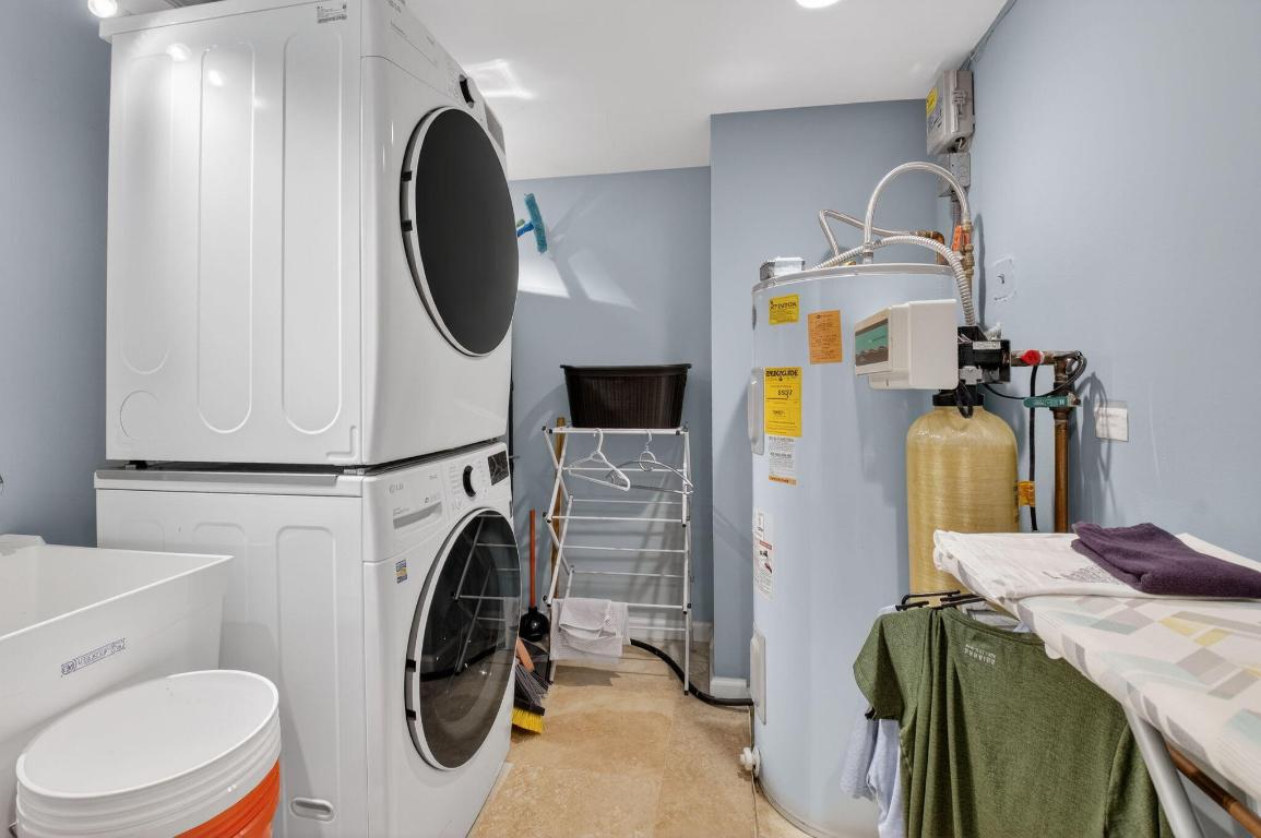 TALBOT HOUSE III CONDO - Residential