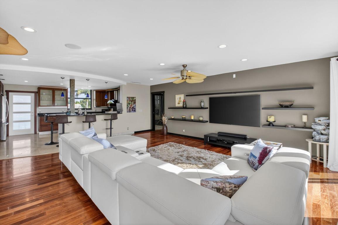 TALBOT HOUSE III CONDO - Residential