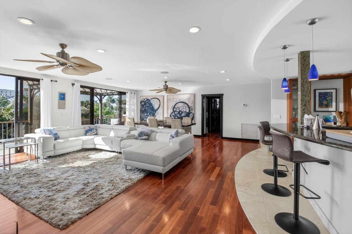 TALBOT HOUSE III CONDO - Residential