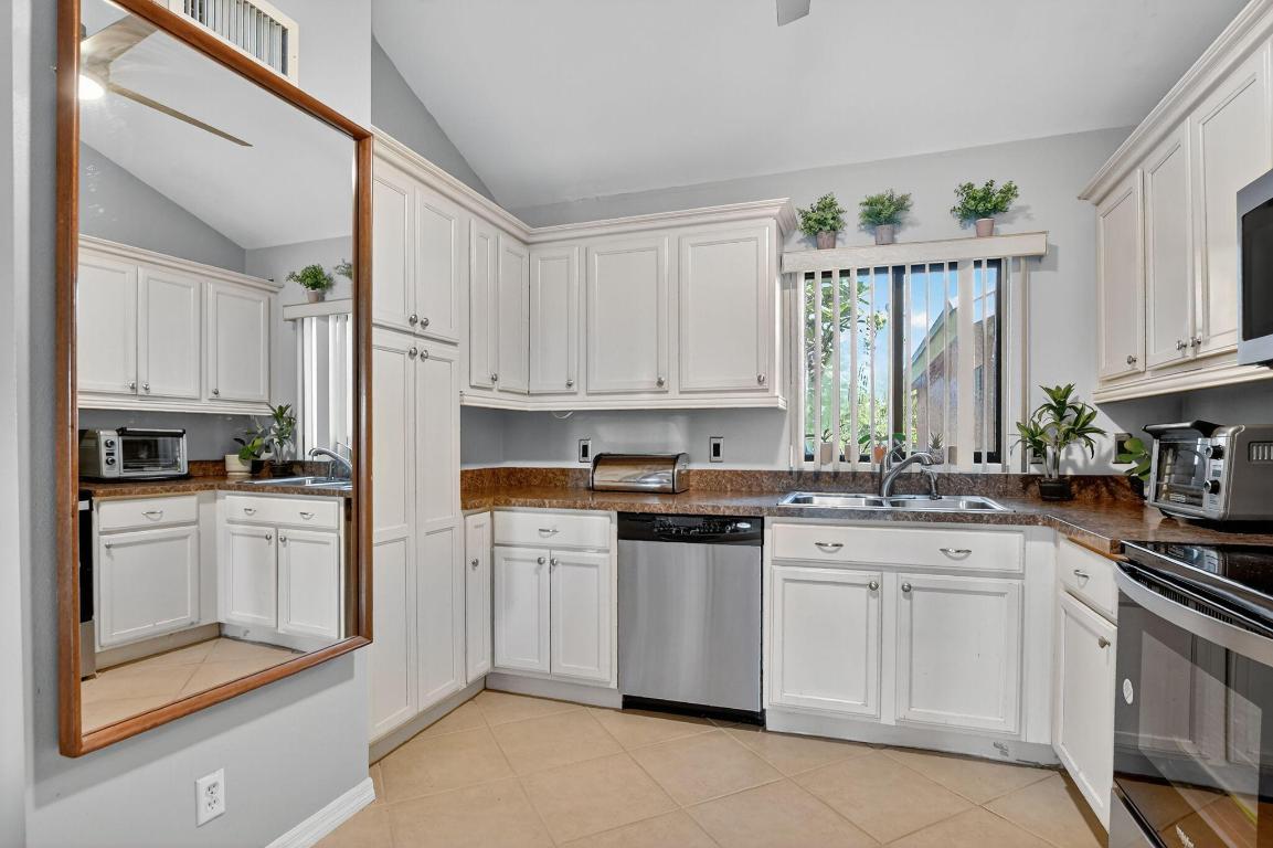 50 SE 12th Street 2350