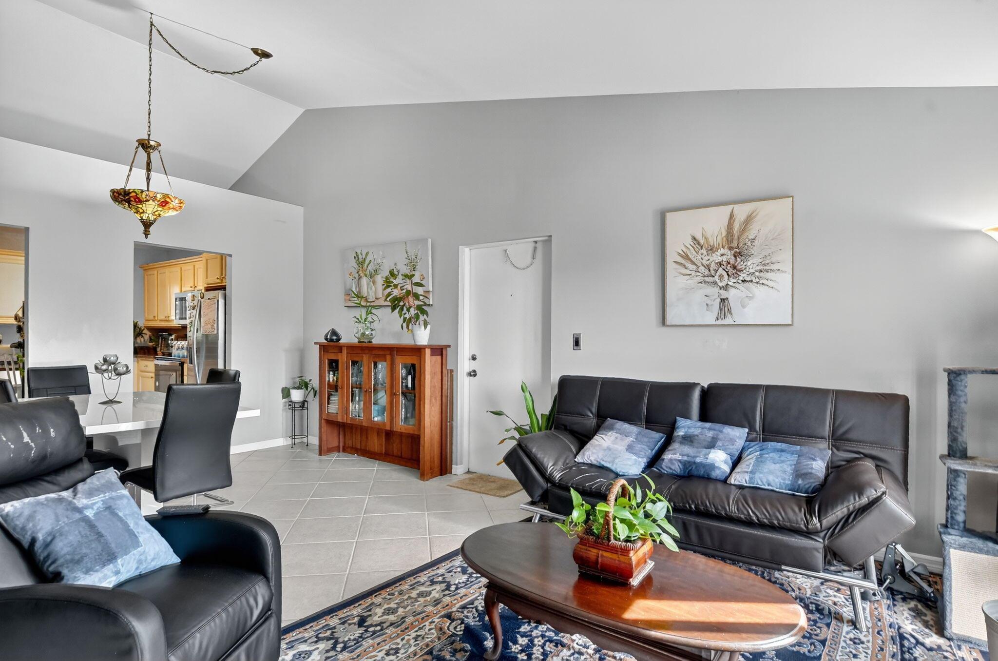 VILLA VALENCIA CONDO - Residential