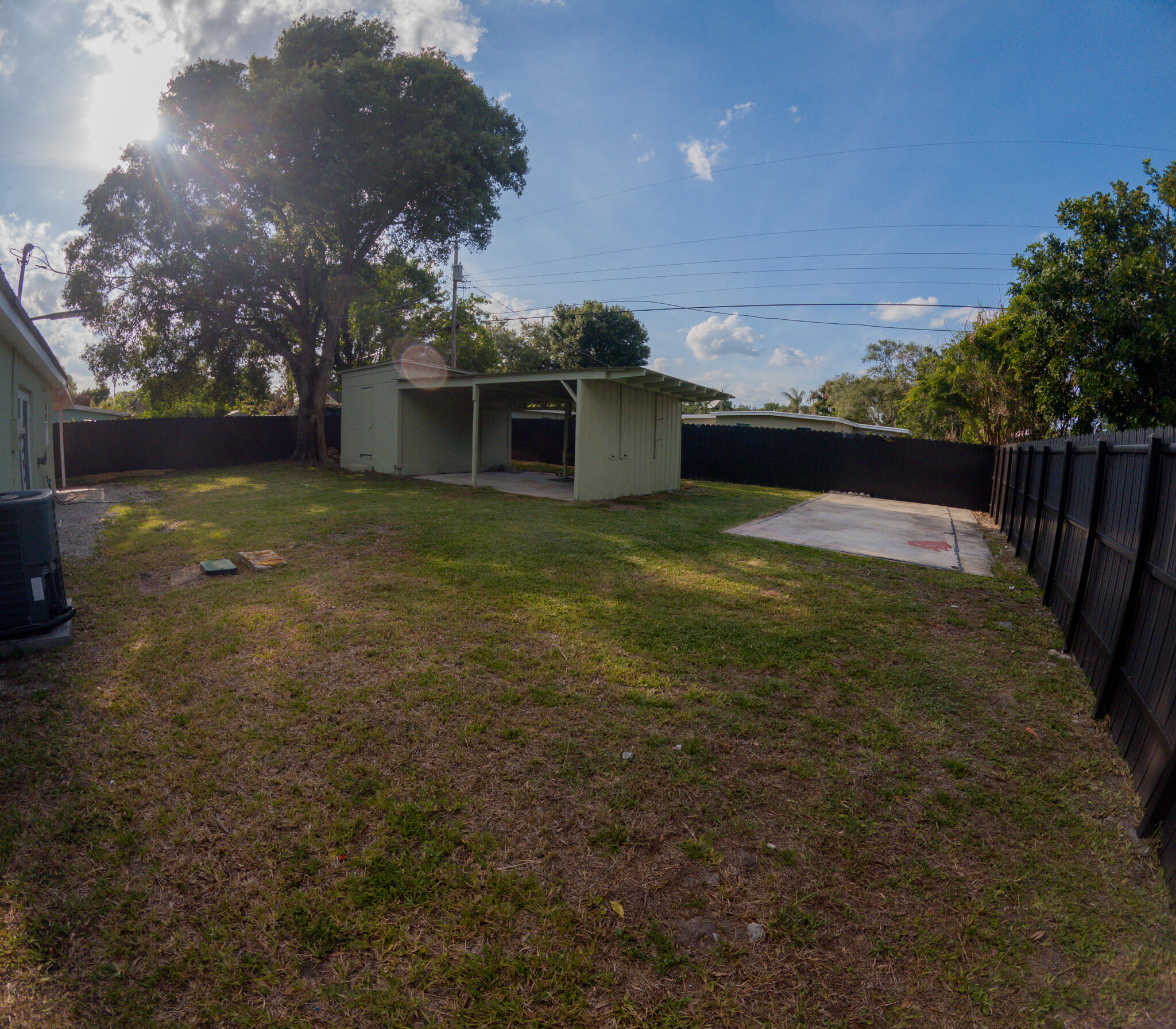REPLAT OF PALM GARDENS BLK 4 LOT 15 (0.17 AC) - Residential Lease