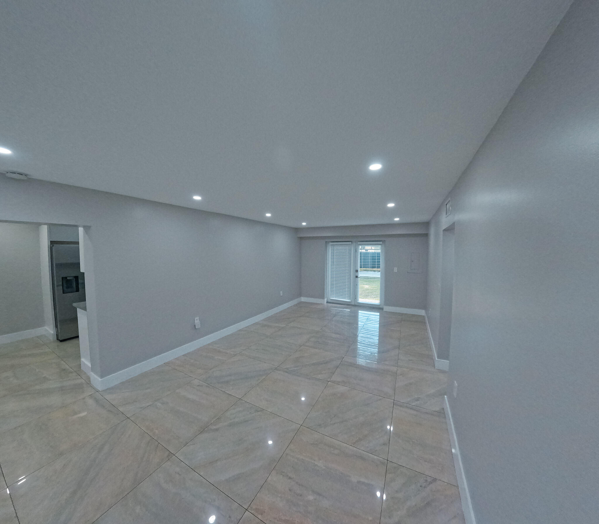 REPLAT OF PALM GARDENS BLK 4 LOT 15 (0.17 AC) - Residential Lease