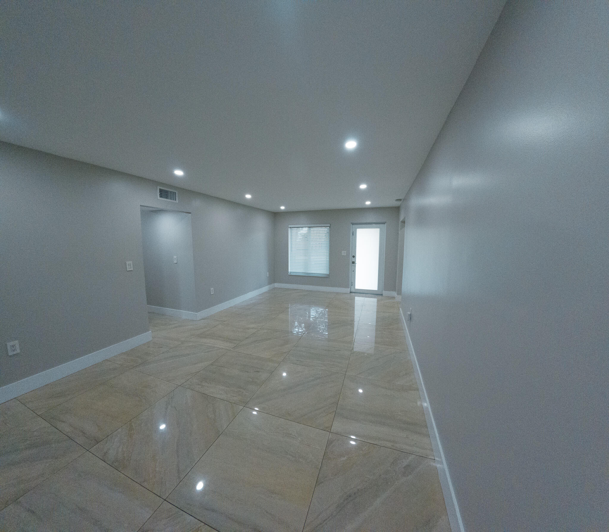 REPLAT OF PALM GARDENS BLK 4 LOT 15 (0.17 AC) - Residential Lease