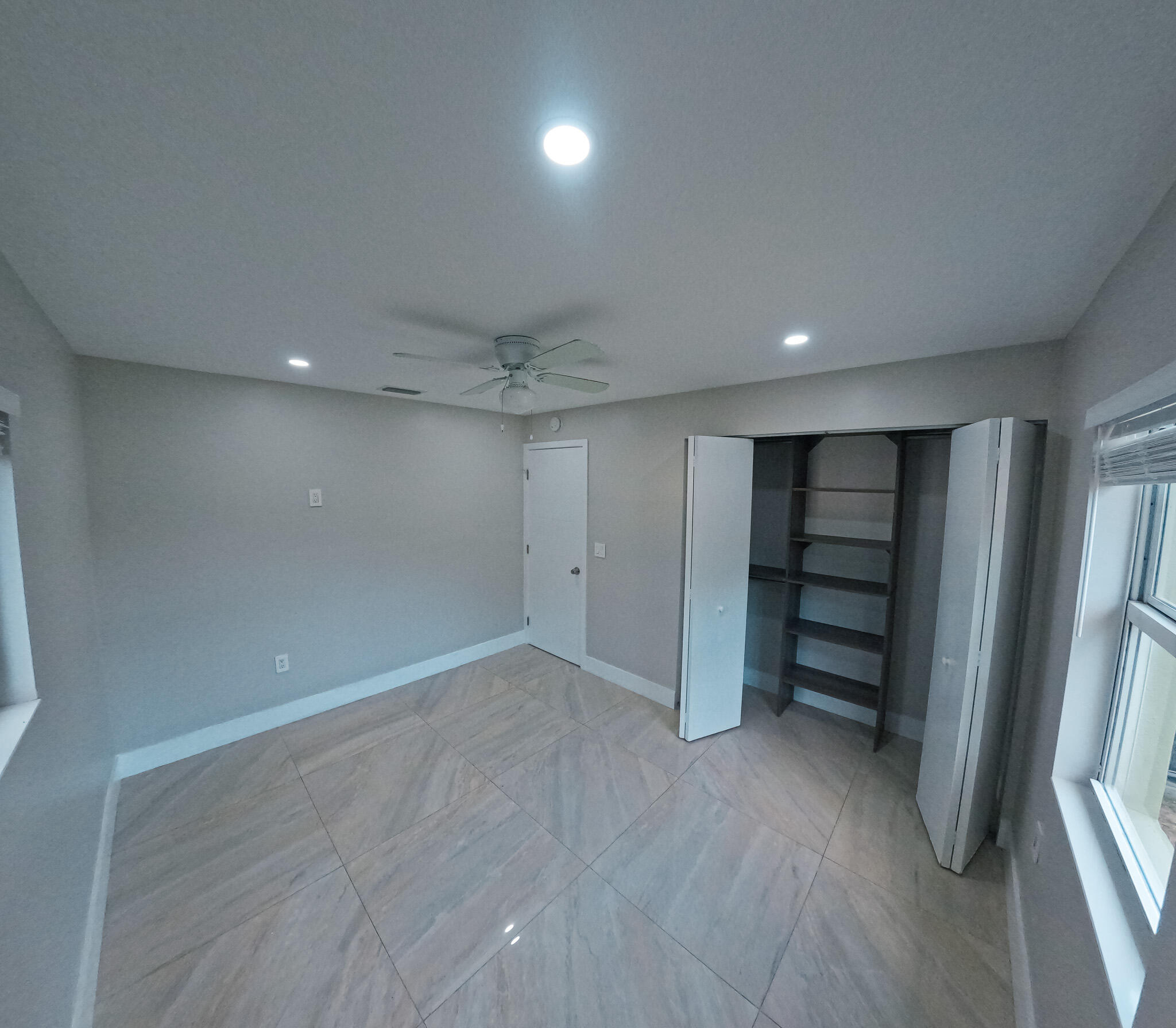 REPLAT OF PALM GARDENS BLK 4 LOT 15 (0.17 AC) - Residential Lease