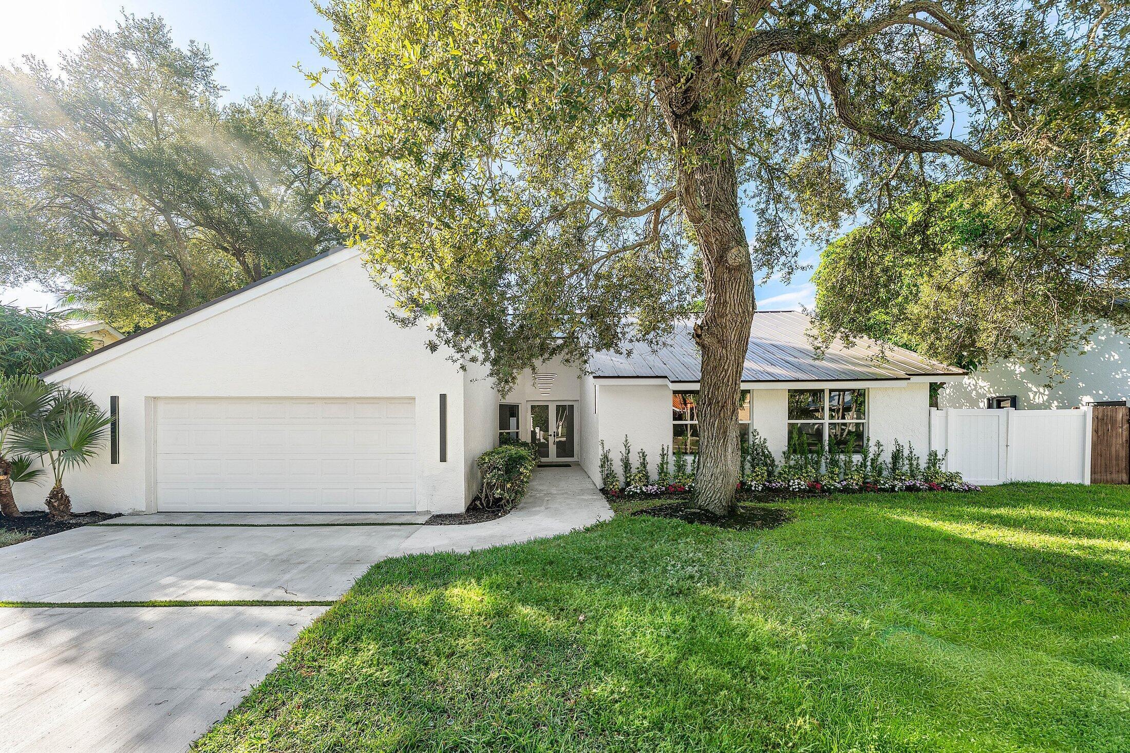 BOCA RATON SQUARE UNIT 18 - Residential