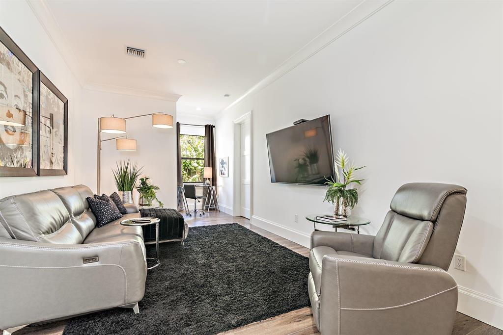 LITTLE RANCHES - Residential