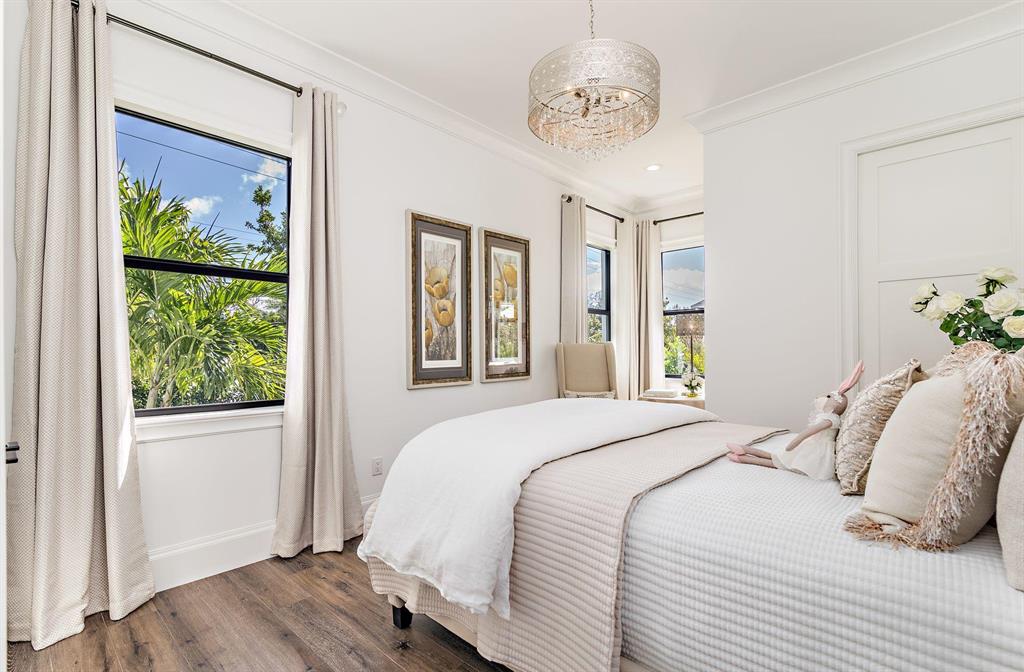 LITTLE RANCHES - Residential