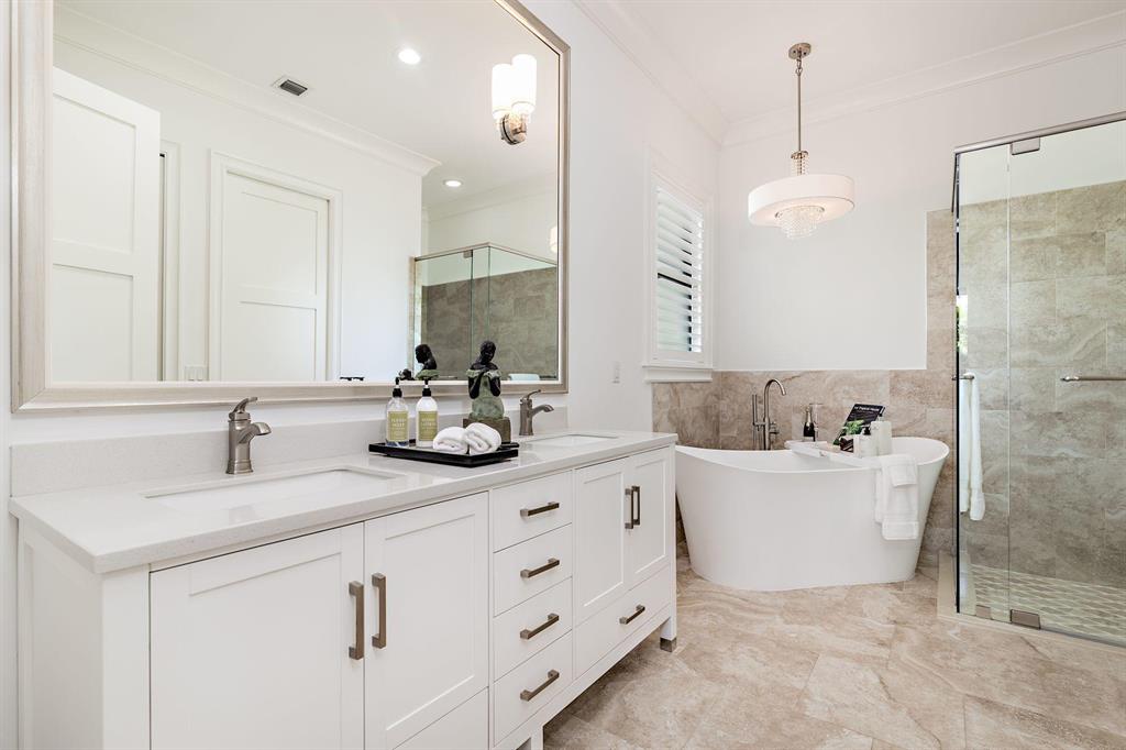 LITTLE RANCHES - Residential