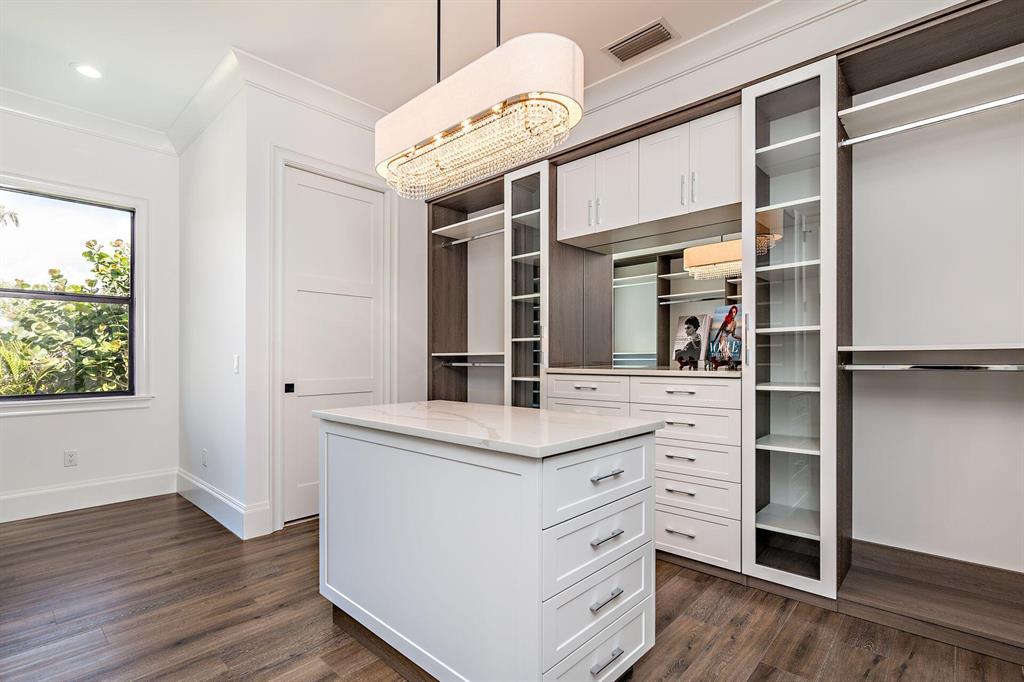 LITTLE RANCHES - Residential