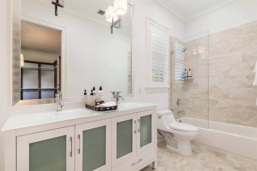 LITTLE RANCHES - Residential