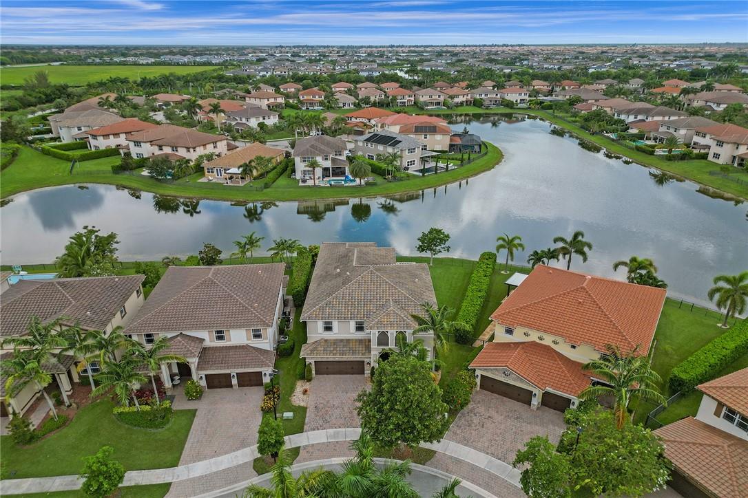 MiraLago - Residential