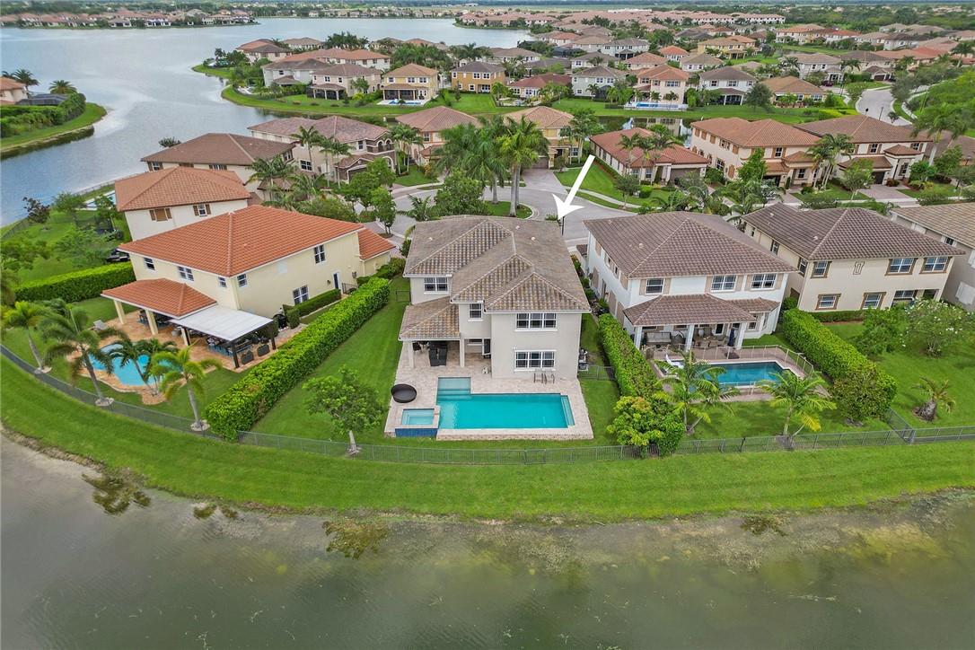 MiraLago - Residential