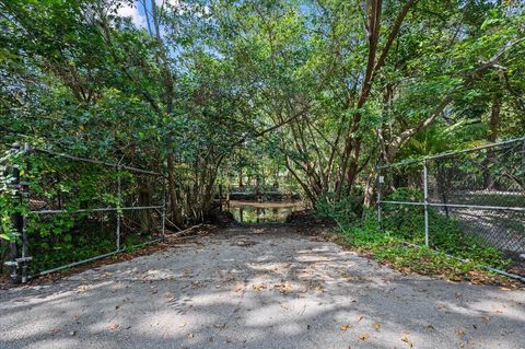 Single Family Residence in Jupiter FL 164 Jones Creek Drive Dr 42.jpg