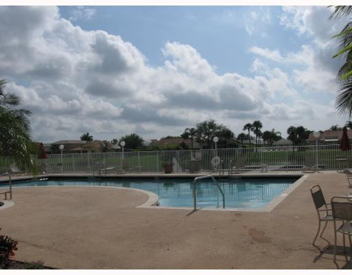 Sailboat Pointe Condo - Residential Lease