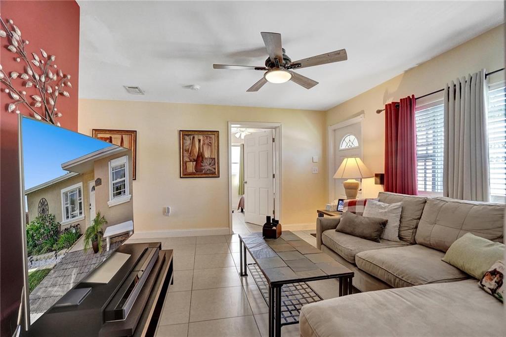 Collier Estates 41-19 B - Residential