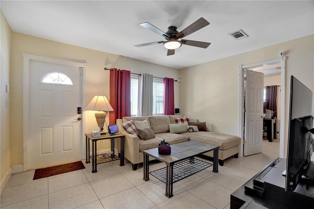 Collier Estates 41-19 B - Residential