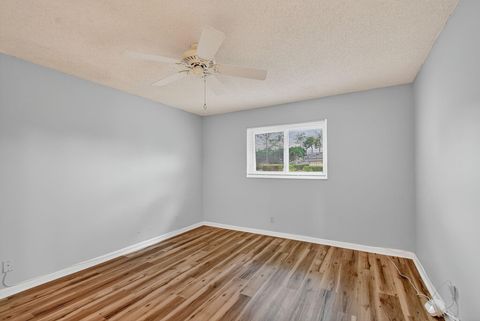 Tiny photo for 6869 Fountains Circle #6869, Lake Worth, FL 33467 (MLS # F10534733)