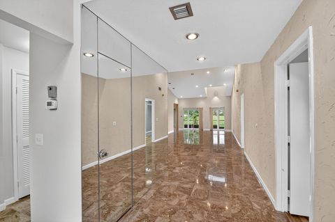 Tiny photo for 6869 Fountains Circle #6869, Lake Worth, FL 33467 (MLS # F10534733)