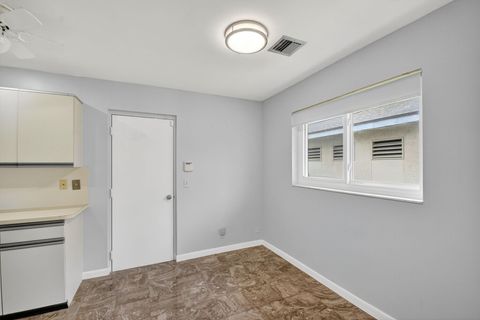 Tiny photo for 6869 Fountains Circle #6869, Lake Worth, FL 33467 (MLS # F10534733)